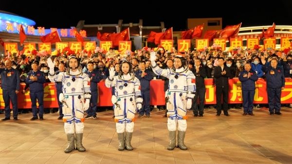 पहले 90 दिनों का मिशन