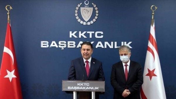 इस्तीफे की हो रही थी मांग