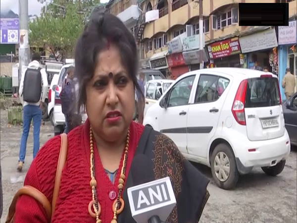 thousand tourists stuck in uttarakhand amid heavy rainfall and landslides, taxi drivers are taking 500-600 rupees