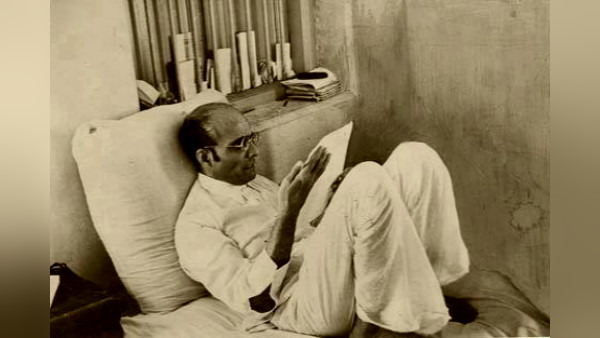 'दया याचिका दायर करने के लिए गांधी ने कहा था'