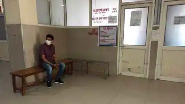 न कोई गाड़ी, न लाव लश्कर