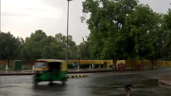Rainfall in many districts of Gujarat including Ahmedabad, 40 mm of rainfall in Talala