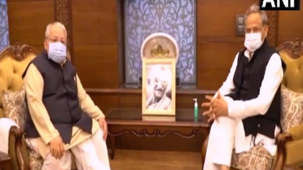  अशोक गहलोत 