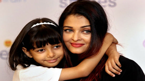 कैमरे को देखकर आराध्‍या की बदल गई चाल 