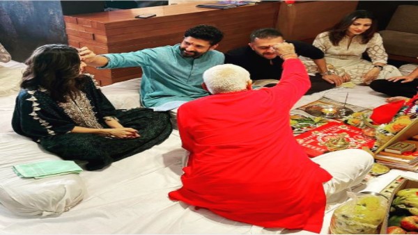  फरहान अख्तर ने भी दी दिवाली की बधाई