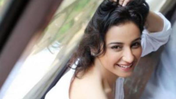 दिव्या दत्ता ने भी नहीं की है शादी