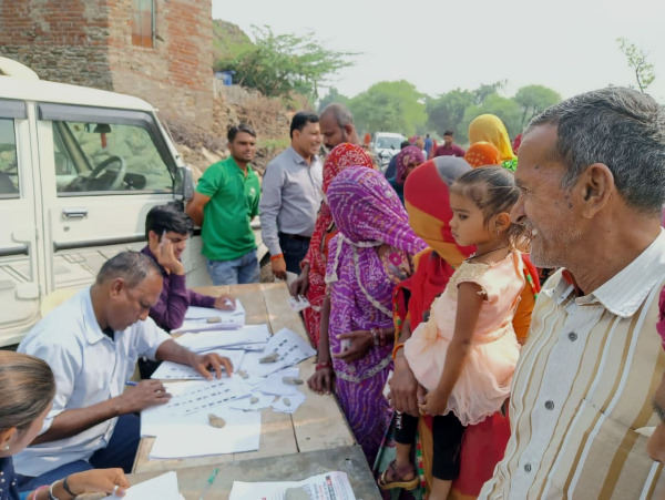 पढ़ी-लिखी महिला सरपंचों ने कर दिखाया कमाल पढ़ी-लिखी महिला सरपंचों ने कर दिखाया कमाल