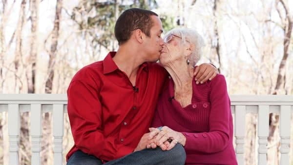 शादी की वजह पैसा या कुछ और?