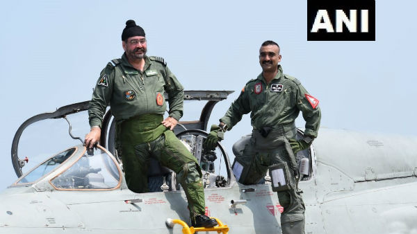 40 भारतीय जवान शहीद