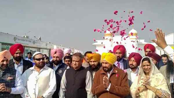 सब्सिडी, लोकलुभावन योजनाओं का भार