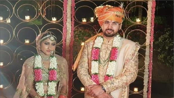 2019 में शादी के बंधन में बंधी थीं अदिति सिंह 2019 में शादी के बंधन में बंधी थीं अदिति सिंह