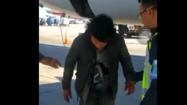 उसने इस तरह की यात्रा क्यों की?