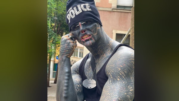 अभी एलियन बनने का काम बाकी