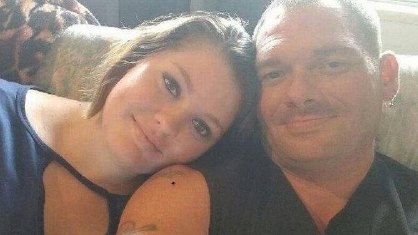 बेटी को जन्म के बाद छोड़ा बेटी को जन्म के बाद छोड़ा