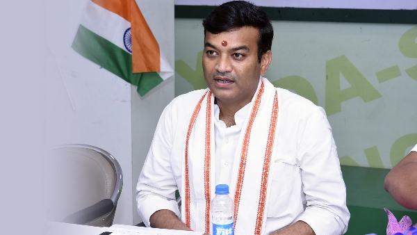 UP minister said akhilesh might even go for religious conversion to appease Muslims UP minister said akhilesh might even go for religious conversion to appease Muslims