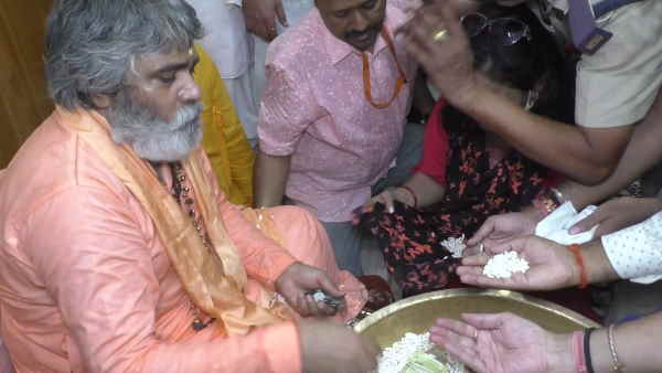 Doors of Annpurna temple opened on Dhanteras