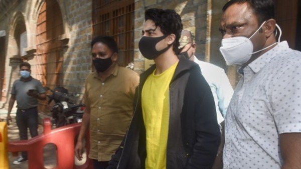 हाईकोर्ट ने कहा- आर्यन के खिलाफ सबूत नहीं