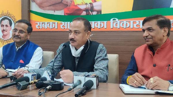 'चंडीगढ़ को विश्व स्तर का शहर बनाएंगे'