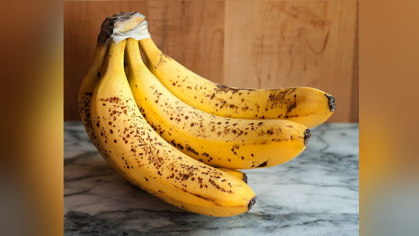 केले खाने से 12 घंटे में मौत का दावा