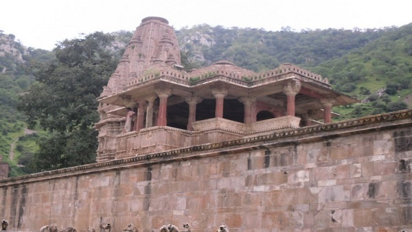 क्या है भानगढ़ किले का रहस्य? क्या है भानगढ़ किले का रहस्य?