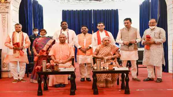 यूपी चुनाव से पहले राजभर ने दिया है बड़ा झटका