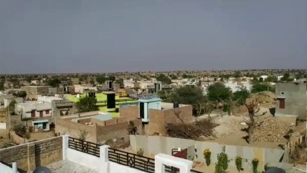 पत्नी ने दिया गांव को शाप पत्नी ने दिया गांव को शाप