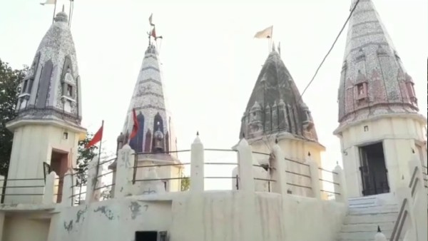 सिर हाथ में लेकर लड़ते रहे भोमिया जी सिर हाथ में लेकर लड़ते रहे भोमिया जी