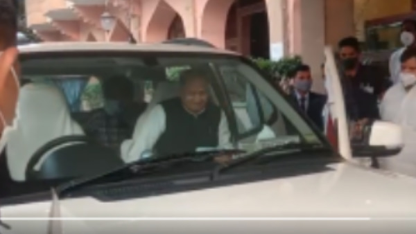 तीन पद रखे जा सकते हैं खाली तीन पद रखे जा सकते हैं खाली