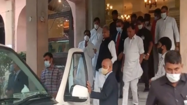 राहुल गांधी के आवास पर गहलोत राहुल गांधी के आवास पर गहलोत