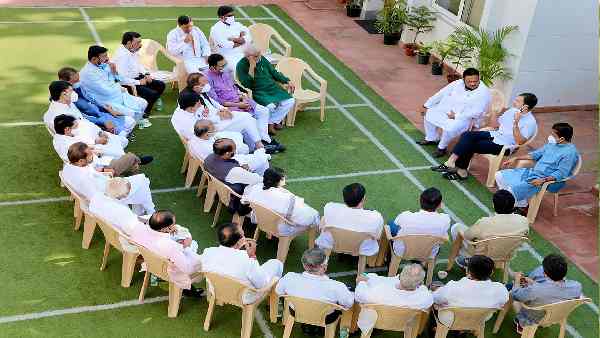 हाल में कांग्रेस नेतृत्व ने लिए कई अहम फैसले