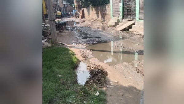 सड़क और नालों में फर्क करना हुआ मुश्किल