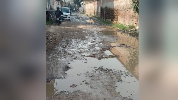 लोगों का फूटा गुस्सा