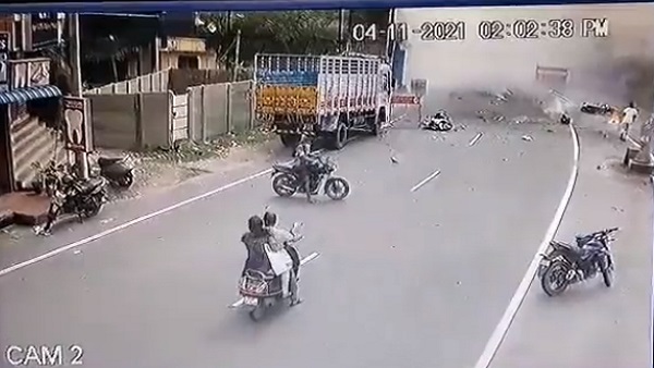 हादसे का वीडियो सोशल मीडिया पर वायरल