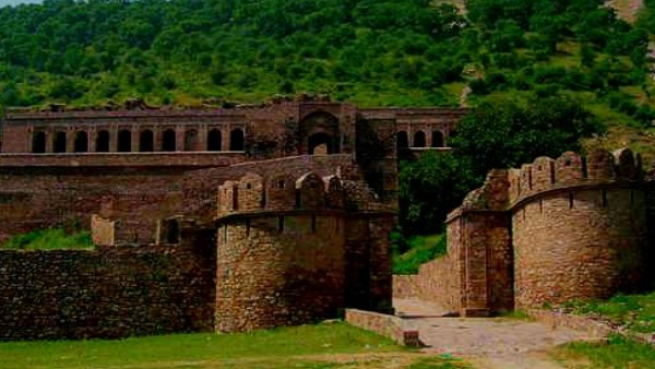 तांत्रिक ने किया काला जादू तांत्रिक ने किया काला जादू