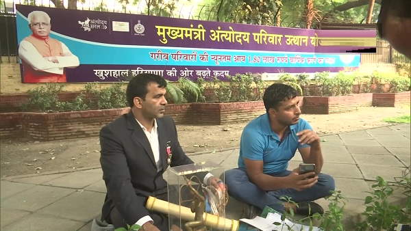 सुनने-बोलने में अक्षम पहलवान वीरेंद्र सिंह