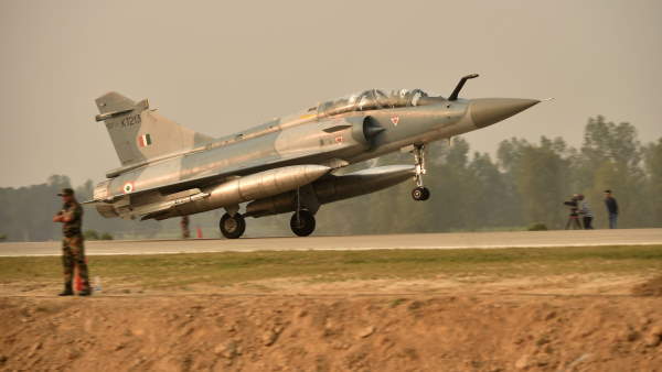 चीन को ध्यान में रखकर तैयारी चीन को ध्यान में रखकर तैयारी