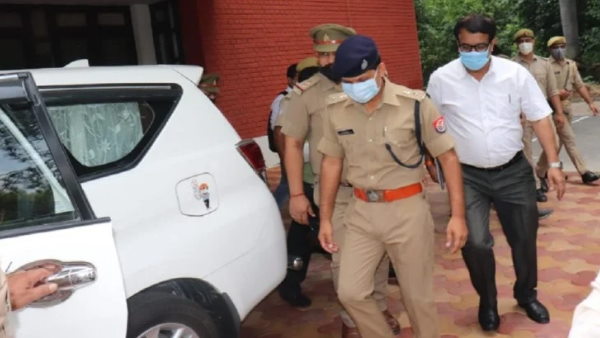 वाहनों को काटकर चोरों ने अर्जित की 100 करोड़ से भी ज्यादा की संपत्ति