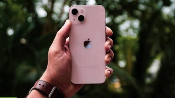 लॉन्च होते ही खरीदा था एप्पल आईफोन 13