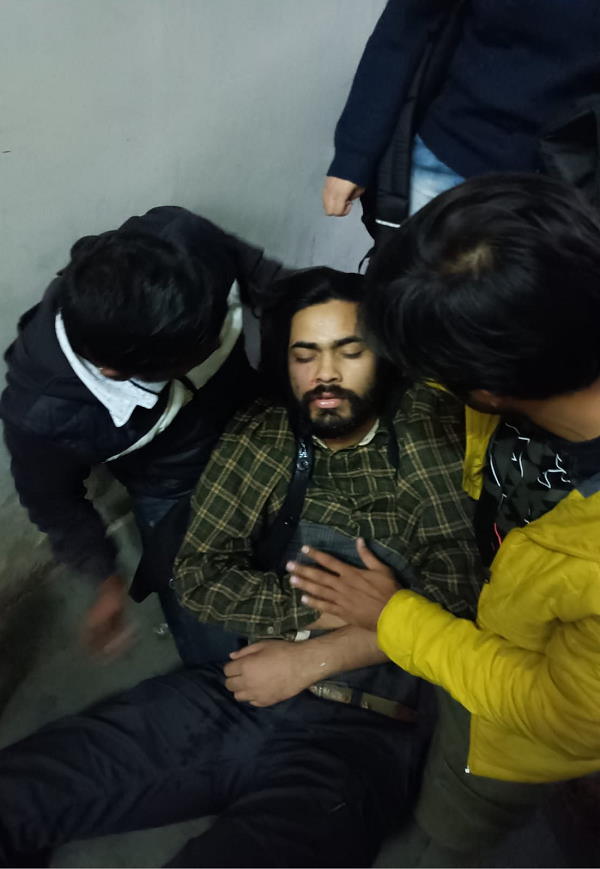 violent brawl broke out in Jawaharlal Nehru University (JNU), many students injured