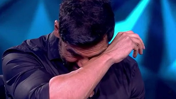 आखिर क्यों अमिताभ बच्चन से बात करते हुए रोने लगे जॉन अब्राहम