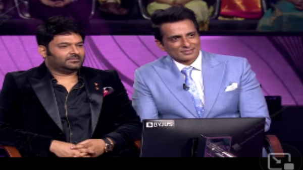 कपिल सोनू सूद के घर पर पड़े छापे का उड़ाते हैं मजाक कपिल सोनू सूद के घर पर पड़े छापे का उड़ाते हैं मजाक