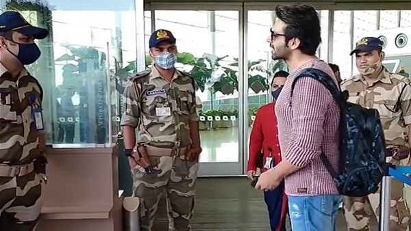 कार्तिक के अंदाज ने जीता फैंस का दिल