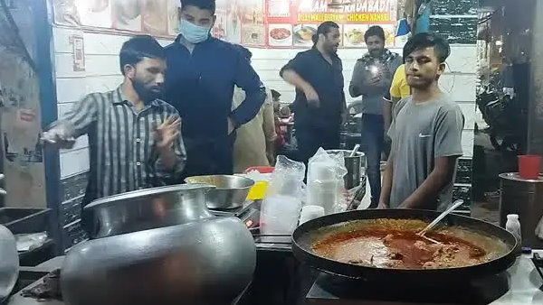 पुलिस ने दर्ज किया है केस