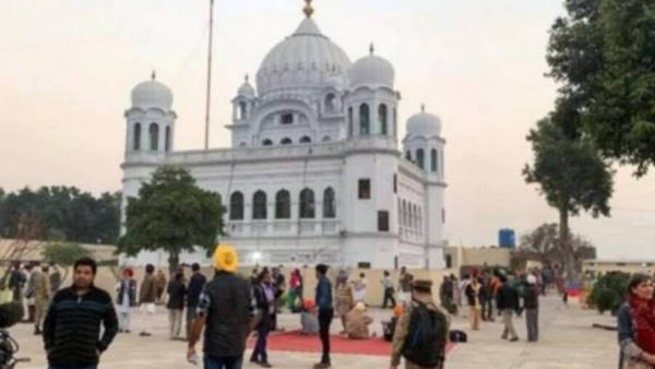 सिखों का महत्वपूर्ण तीर्थ है दरबार साहिब