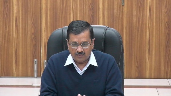 CM Arvind Kejriwal holds meeting, takes stock of preparations due to coronavirus Omicron CM Arvind Kejriwal holds meeting, takes stock of preparations due to coronavirus Omicron