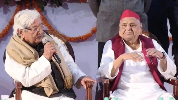 मुलायम ने कहा- आपसी एकजुटता से ही देश, समाज का विकास होता है