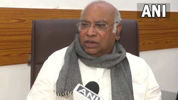 conspiracy behind 12 Meghalaya Congress MLAs joining TMC said Mallikarjun Kharge conspiracy behind 12 Meghalaya Congress MLAs joining TMC said Mallikarjun Kharge