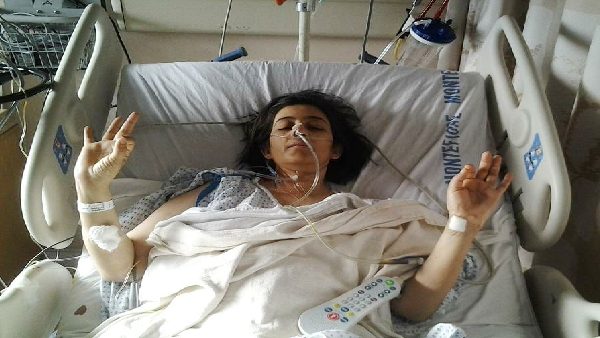 इलाज के दौरान की फोटो की शेयर