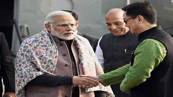 पीएम मोदी ने सुबह ही दी शुभकामना