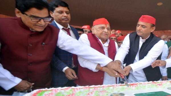 शिवपाल- अखिलेश में सुलह की अटकलें 